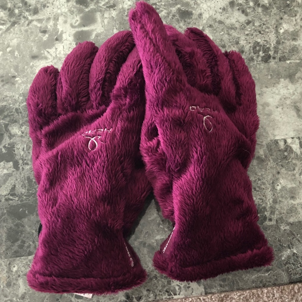 Purple texting gloves